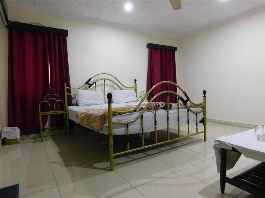 Hotel Humera Bahawalpur Extérieur photo