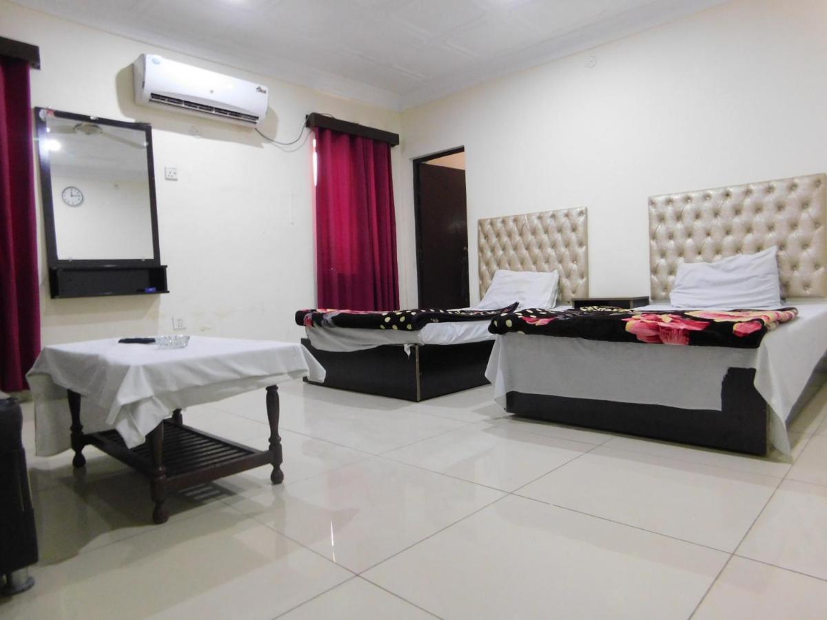 Hotel Humera Bahawalpur Extérieur photo